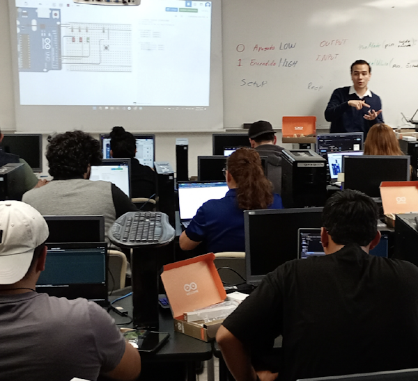 Mexican training center inspires a new generation of innovators