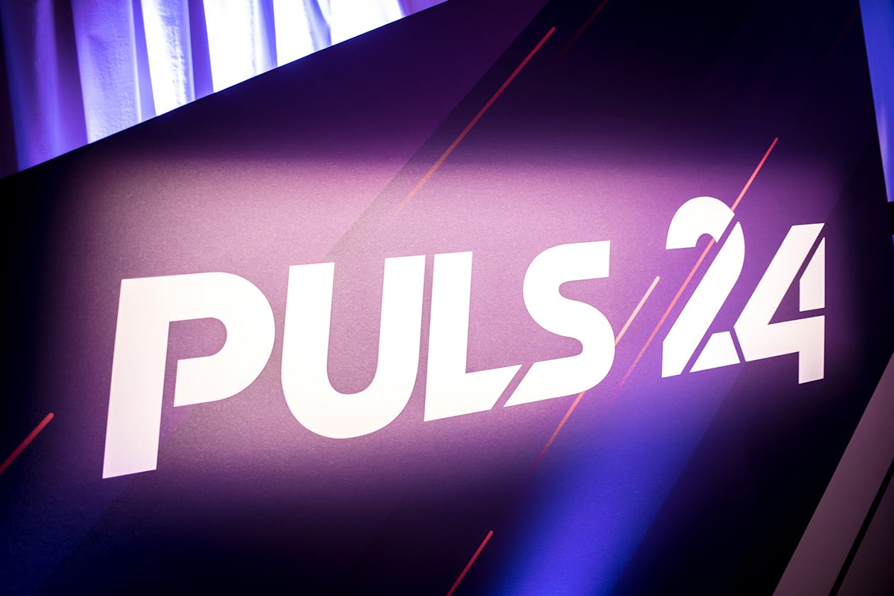 uswahlpuls24studiorechtepuls243hires