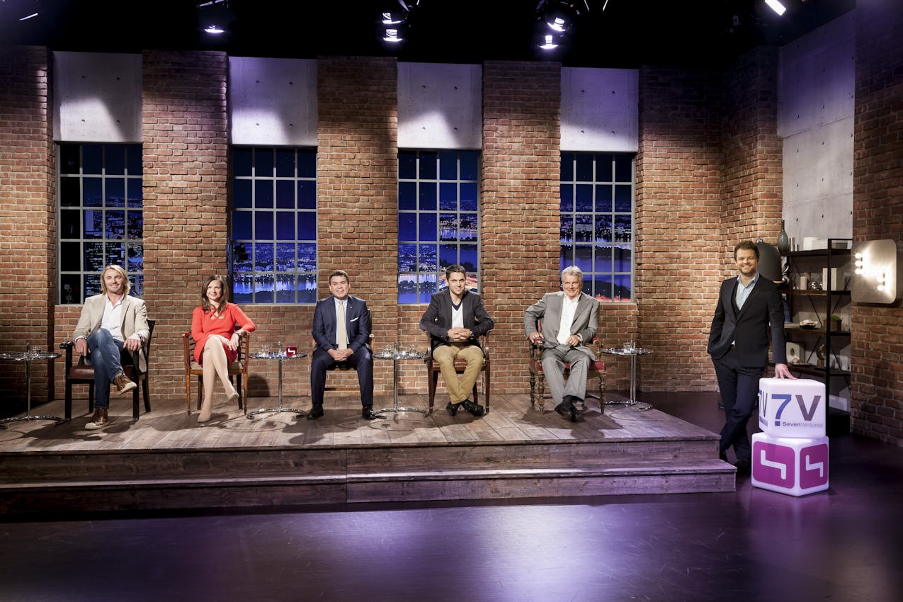 v.l.n.r. Leo Hillinger, Marie-Helene Ametsreiter, Heinrich Prokop, Michael
Altrichter und Hans Peter Haselsteiner sowie Daniel Zech für SevenVentures