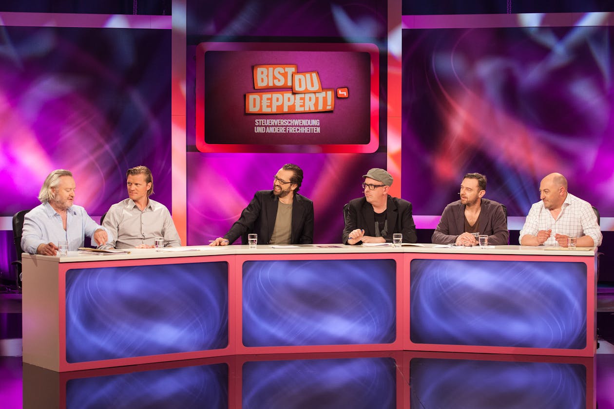 Hier zu sehen v.l.n.r.:Gregor Seeberg, Gery Seidl, Gerald Fleischhacker, die
Gebrüder Moped und Rudi Roubinek
(c) Lisa Maria
