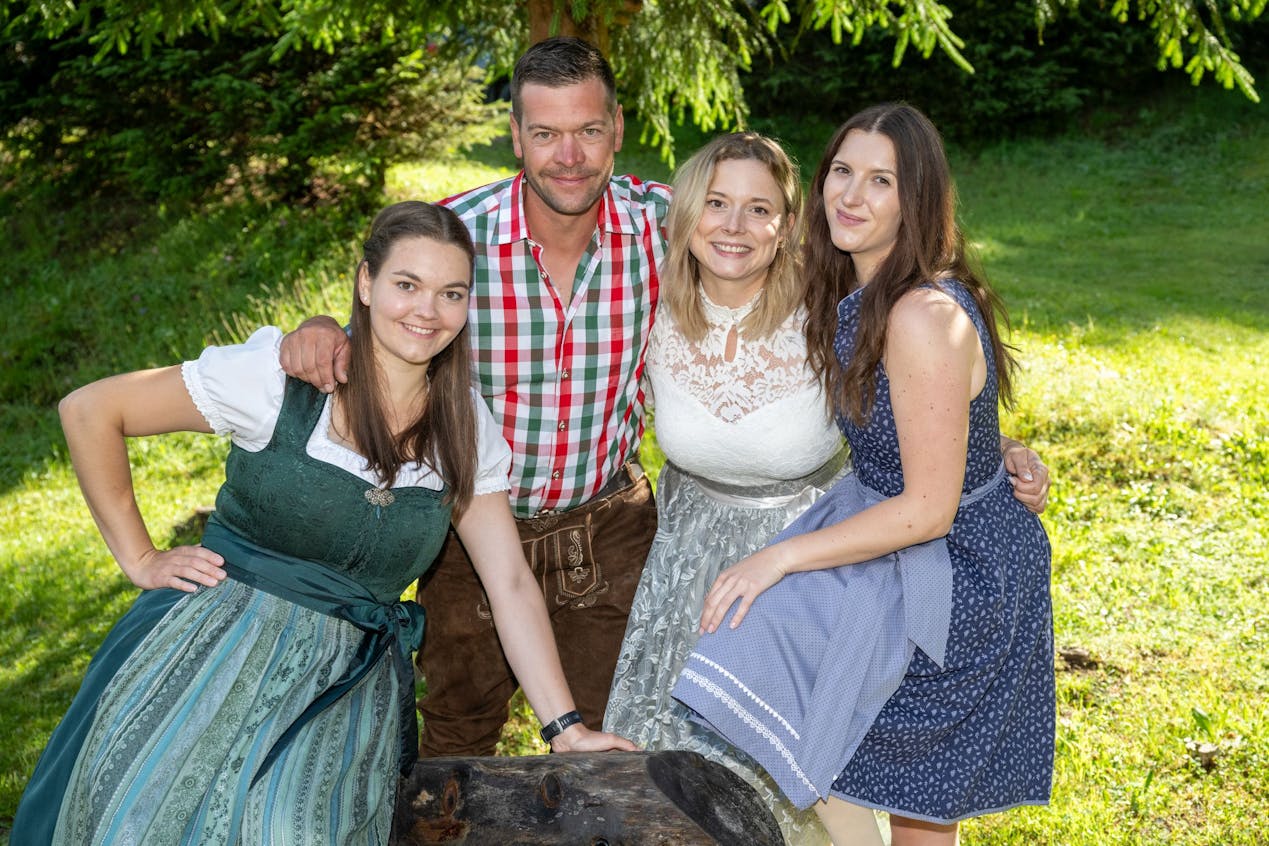 selina-mike-tamara-und-julia-c-atv_kerstin-joensson-5