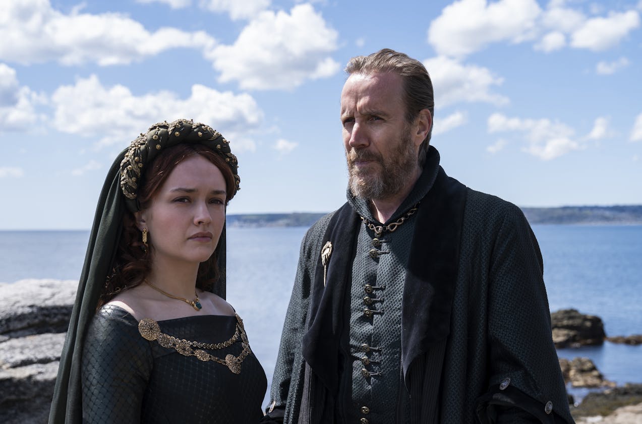 house-of-the-dragon_s1f1-c-2022-home-box-office-inc-all-rights-reserved-1