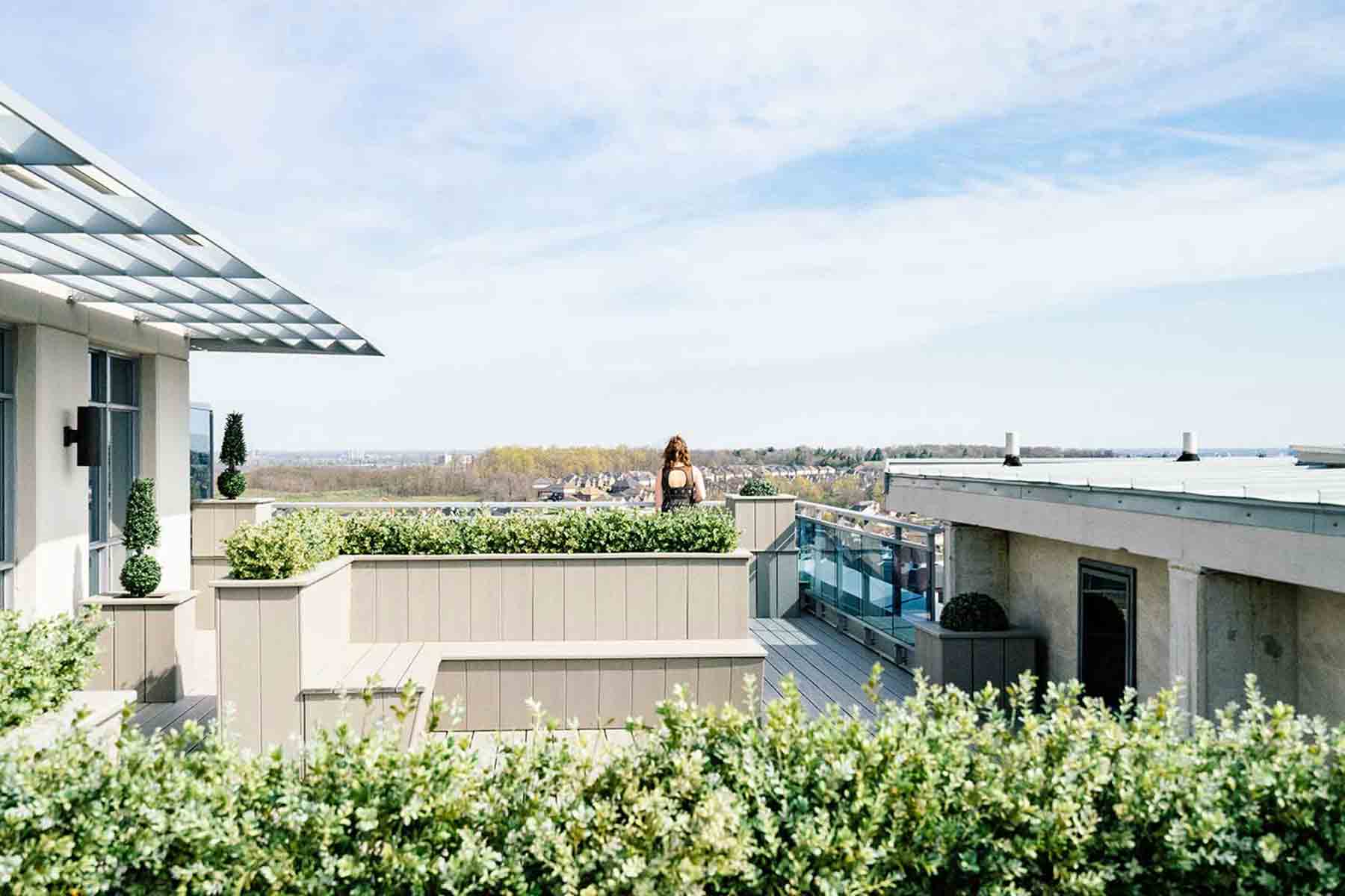 Second floor balcony patio space