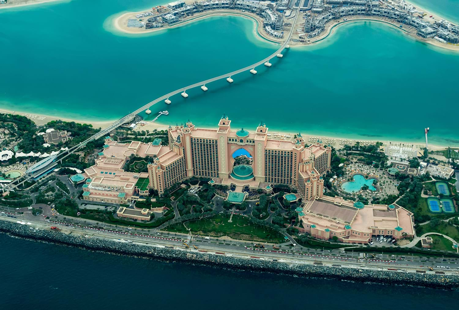 Islands in Dubai connected by bridge 