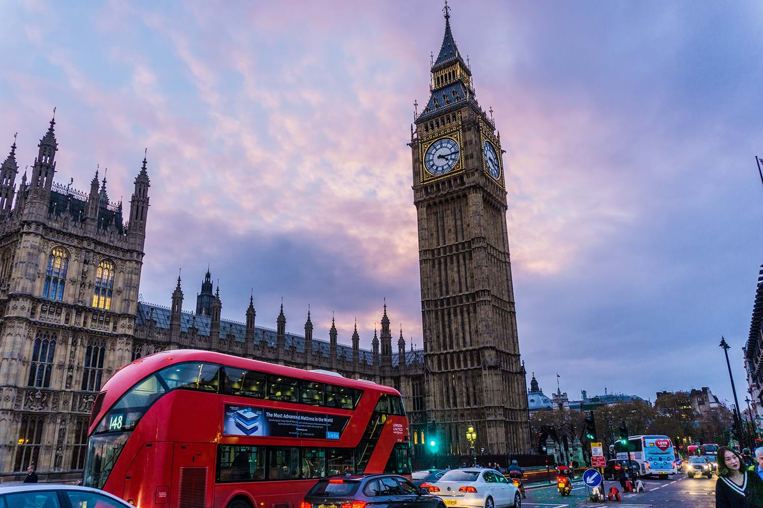 Big Ben under dark sky