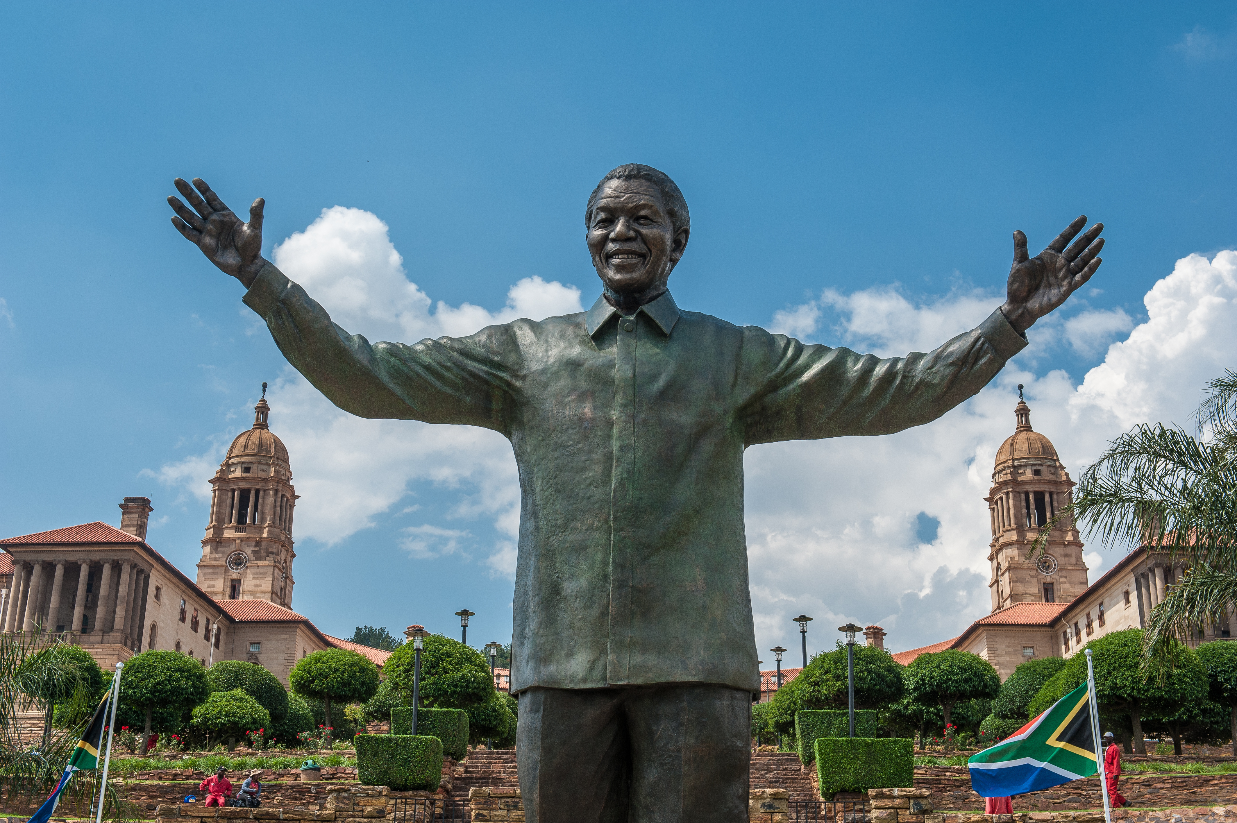 Statue of Nelson Mandela