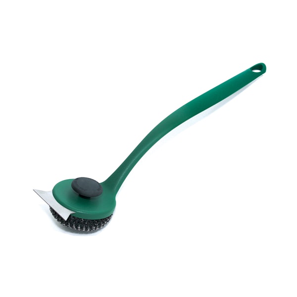 This is how to clean your Stainless Steel Grid. Simply get your grid nice and hot, and scrub off any debris with this highly effective Stainless Steel Scrubber.