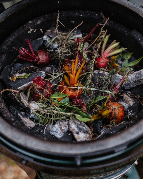 Big Green Egg dirty cooking