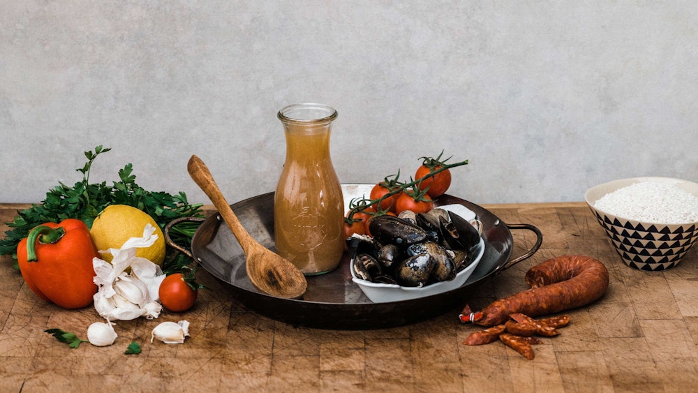 Create deeply flavourful and textural paella on the Big Green Egg