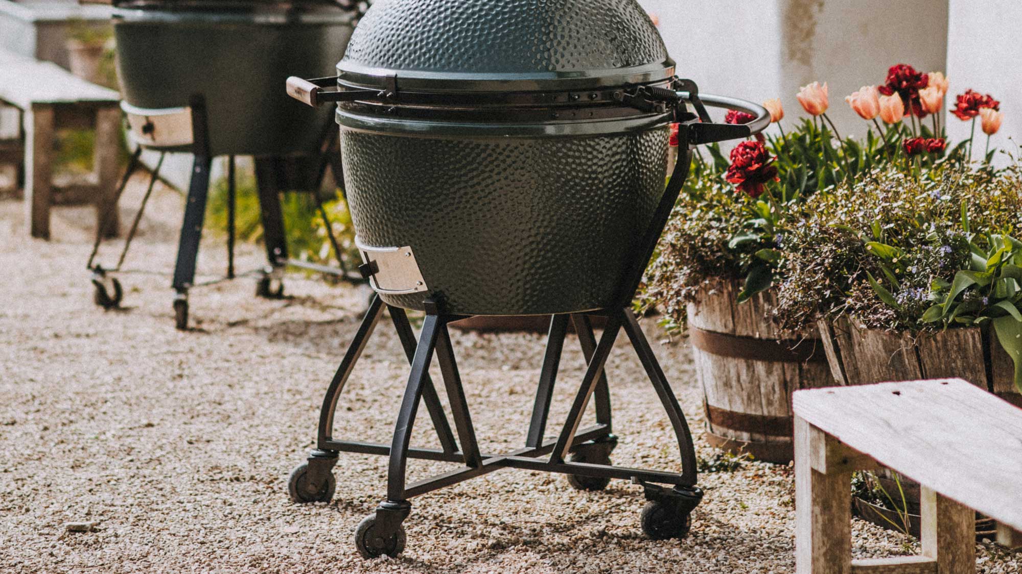 Big green egg base outlet