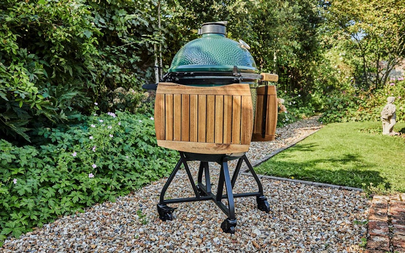 Large Big Green Egg Integgrated nest and shelves