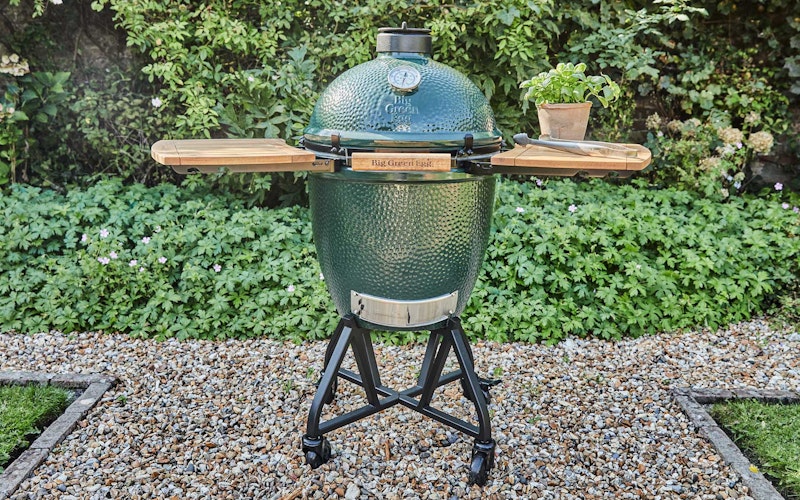 Large Big Green Egg Integgrated nest and shelves