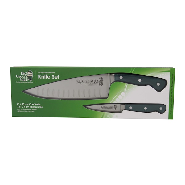 Ergonomic German forged steel makes up these professional quality knives. This two-piece set includes a stylish 20cm chef's knife, and 9cm paring knife.