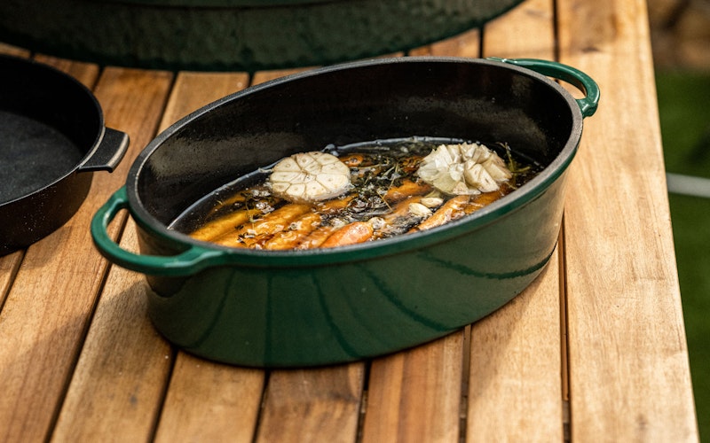 Cast Iron Enamelled Dutch Oven