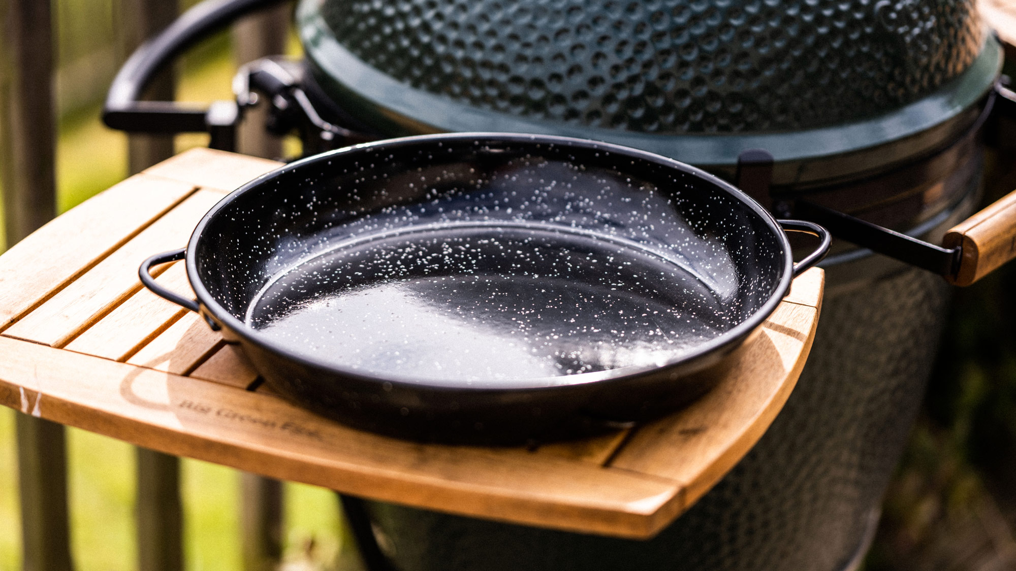 Big green on sale egg paella pan