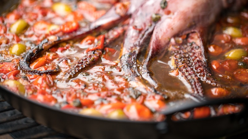 Polpo a la Luciana | Pan Cooking | Seafood Recipes | Big Green Egg