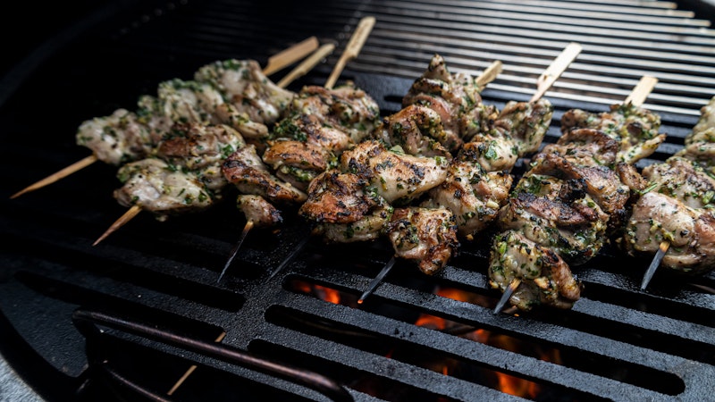 Chicken shish in sweet confit garlic marinade | Grilling | Chicken Recipes | Honey & Co Chasing smoke cooking over fire around the levant | Big Green Egg