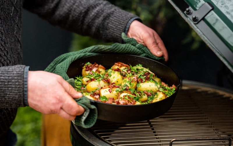 Berrichonne potatoes | Roasting recipes | Pan cooking | Big Green Egg