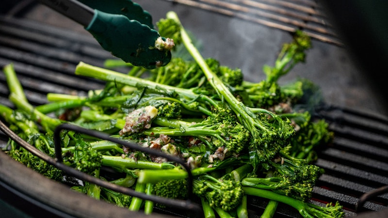 Tenderstem broccoli with flaked almonds and anchovies | Grilling | Roasting | Vegetarian recipes | Big Green Egg