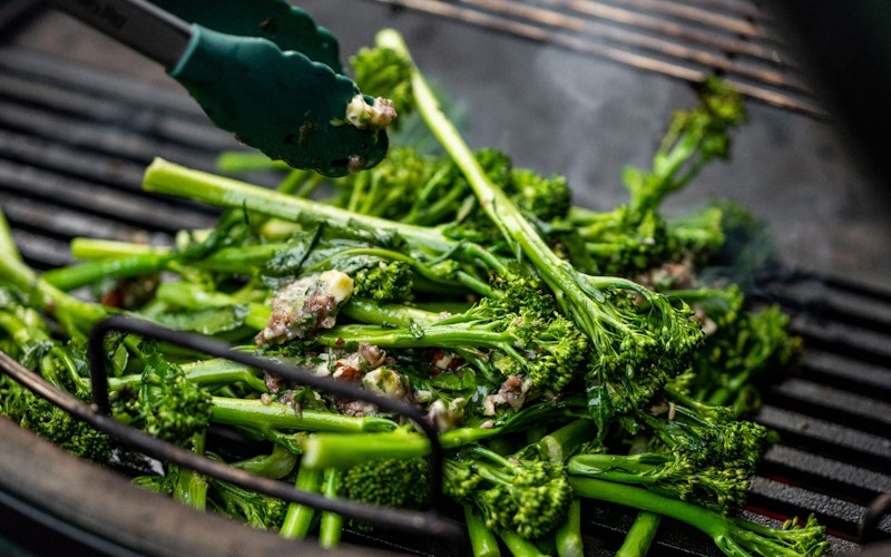 Tenderstem broccoli with flaked almonds and anchovies | Grilling | Roasting | Vegetarian recipes | Big Green Egg