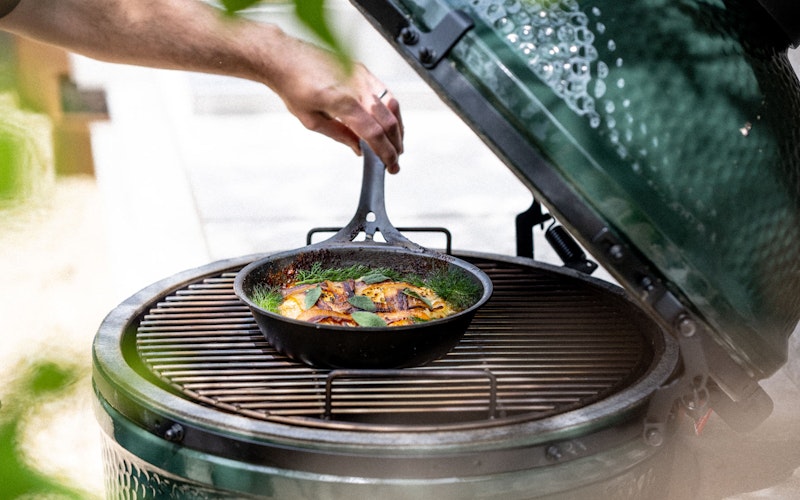 Solidteknics Iron Sauteuse Pan | Cookware | Accessories | Big Green Egg