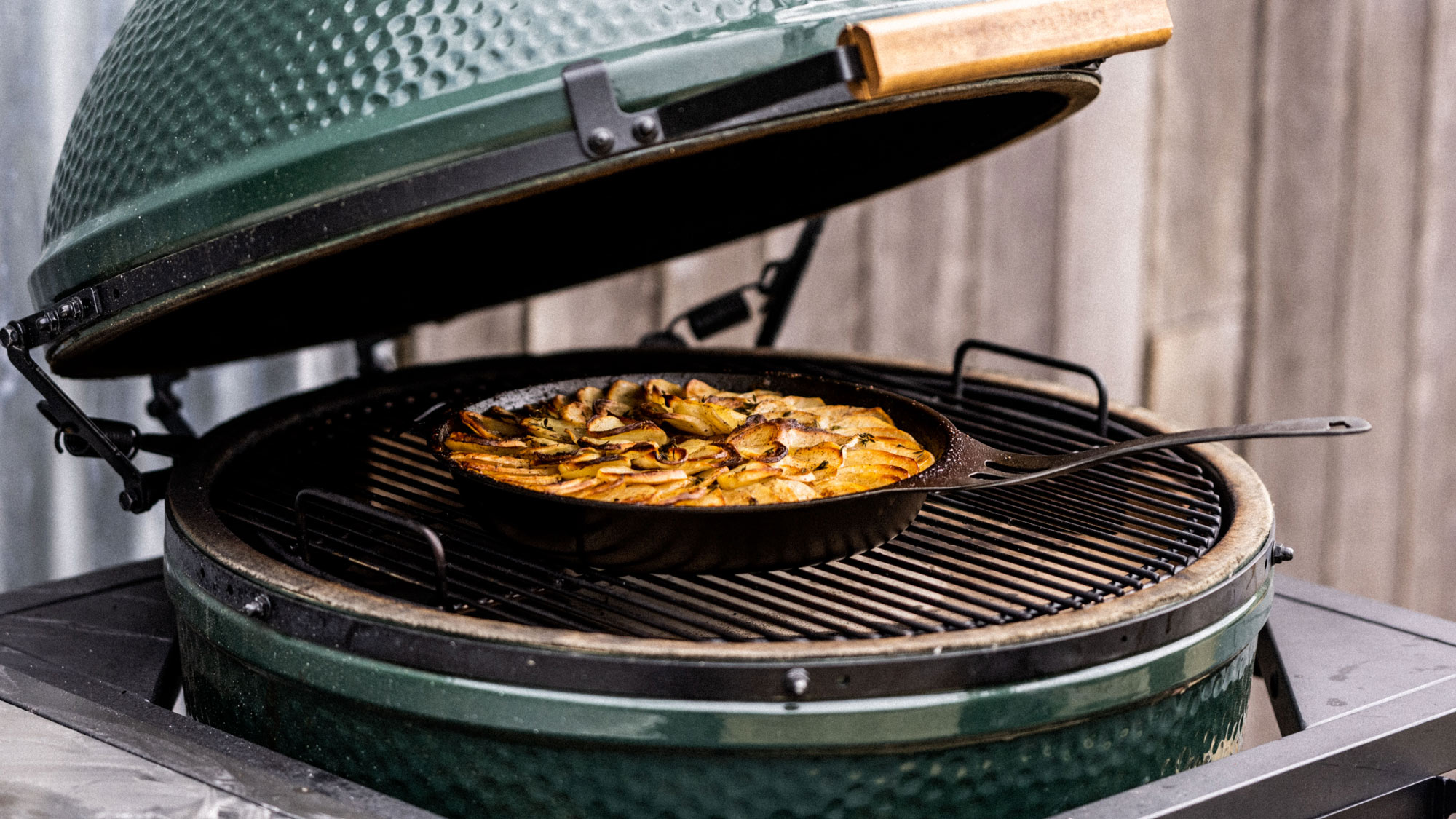 Big green egg cast iron skillet outlet
