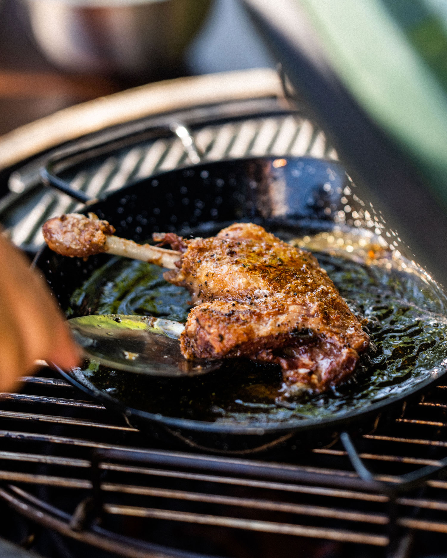 fry in paella pan