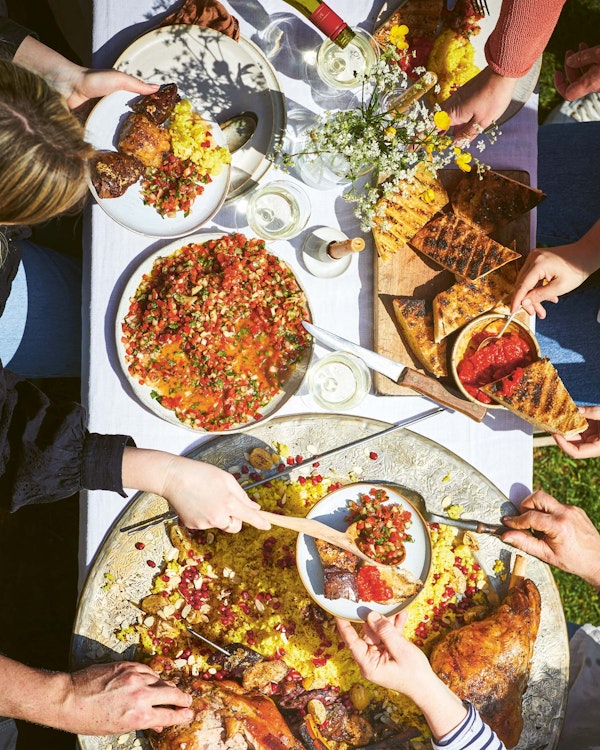 Big Green Egg Feasts Cookbook | Accessories | Big Green Egg