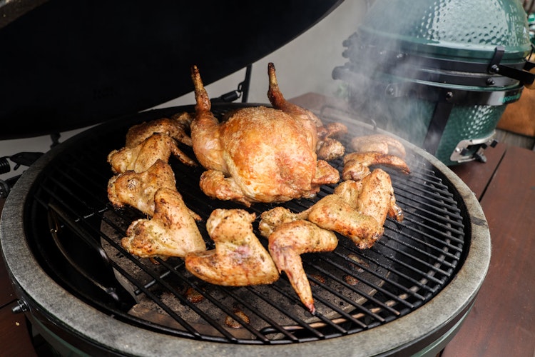 Big Green Egg Discovery Box | HG Walter |  Roasted chicken wings and Whole Chicken| Cornish Sea Salt | The One Sauce | Big Green Egg