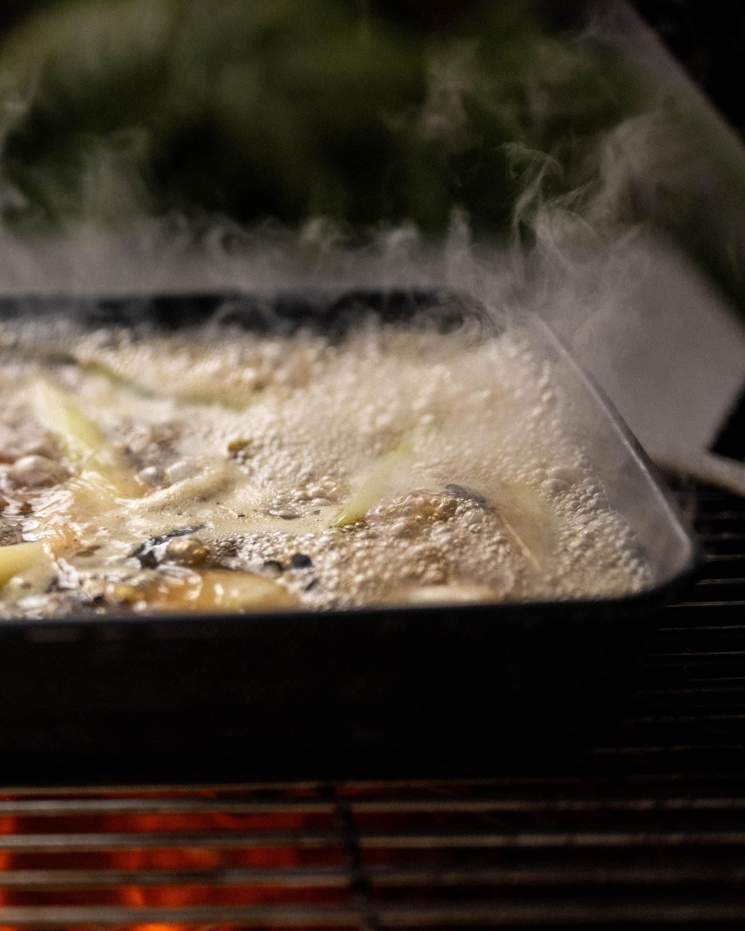 Tom Booton & Big Green Egg Christmas Box in partnership with HG Walter | Christmas | Food boxes | Big Green Egg | Rib of Beef