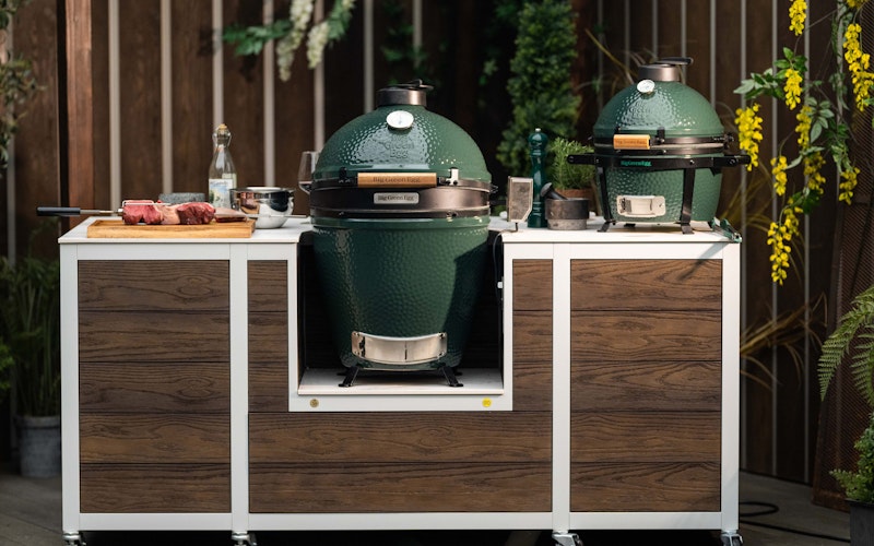 Outdoor Kitchen Island Auro Top with Antique Oak | 50th Anniversary | Big Green Egg