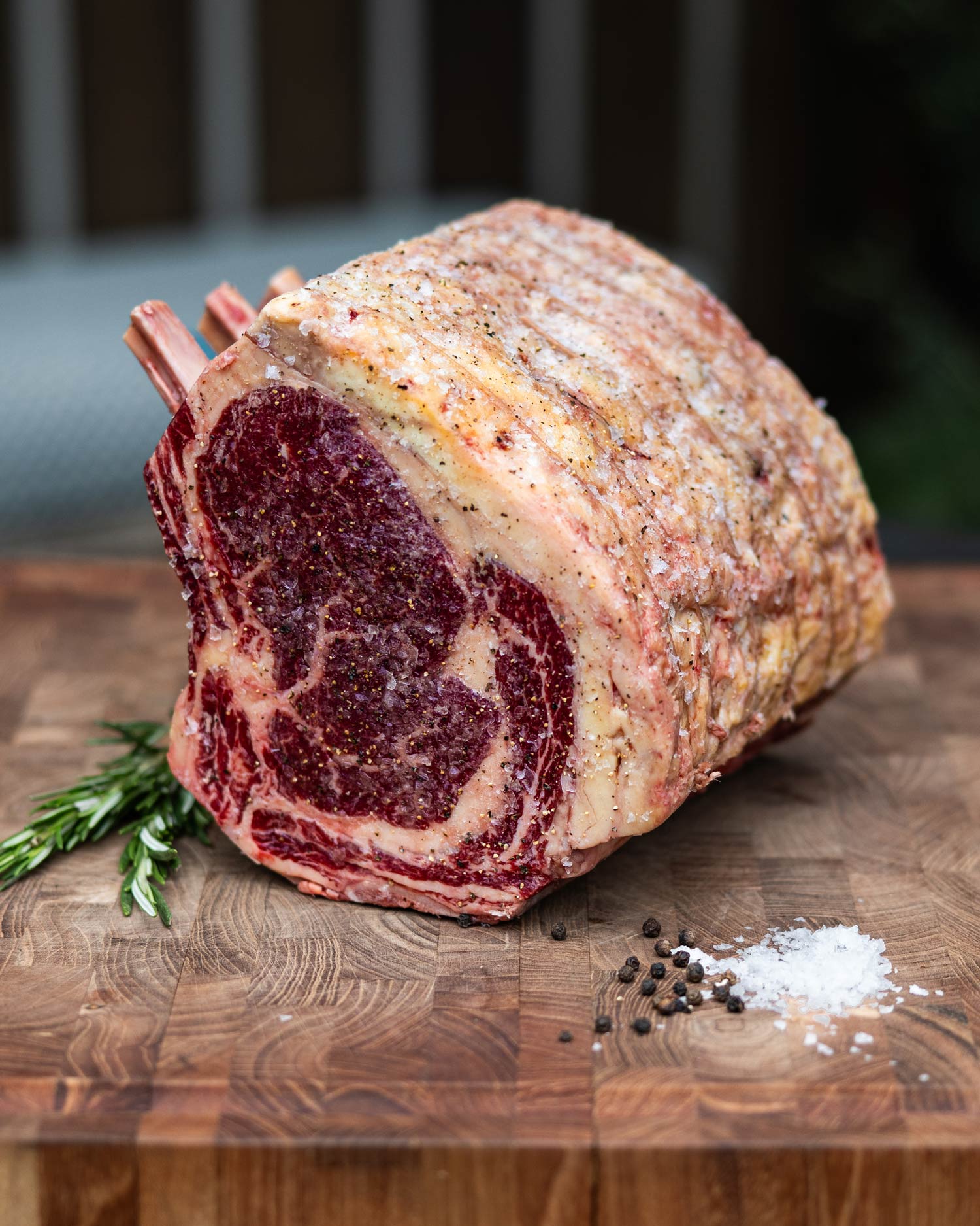 Rib of Beef with Horseradish Sauce | Roasting recipes | Beef | Big Green Egg