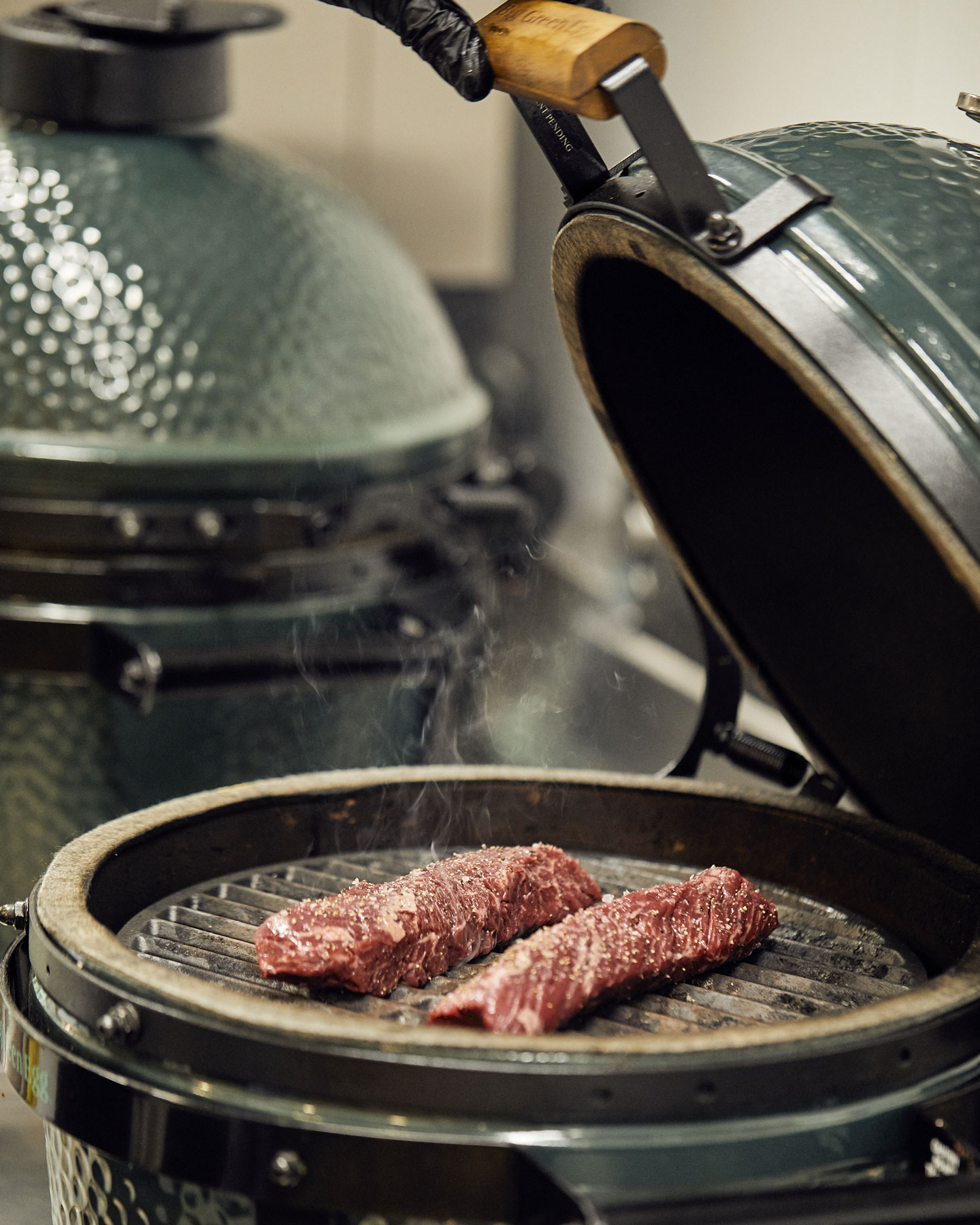 Grilled Onglet | HG Walter Big Green Egg Steak Box | Grilling | Beef recipes
