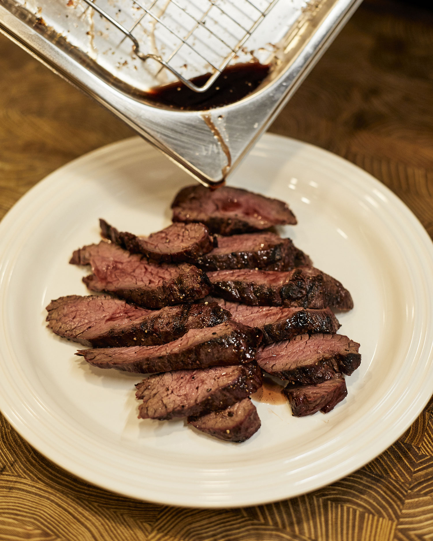 Grilled Onglet | HG Walter Big Green Egg Steak Box | Grilling | Beef recipes