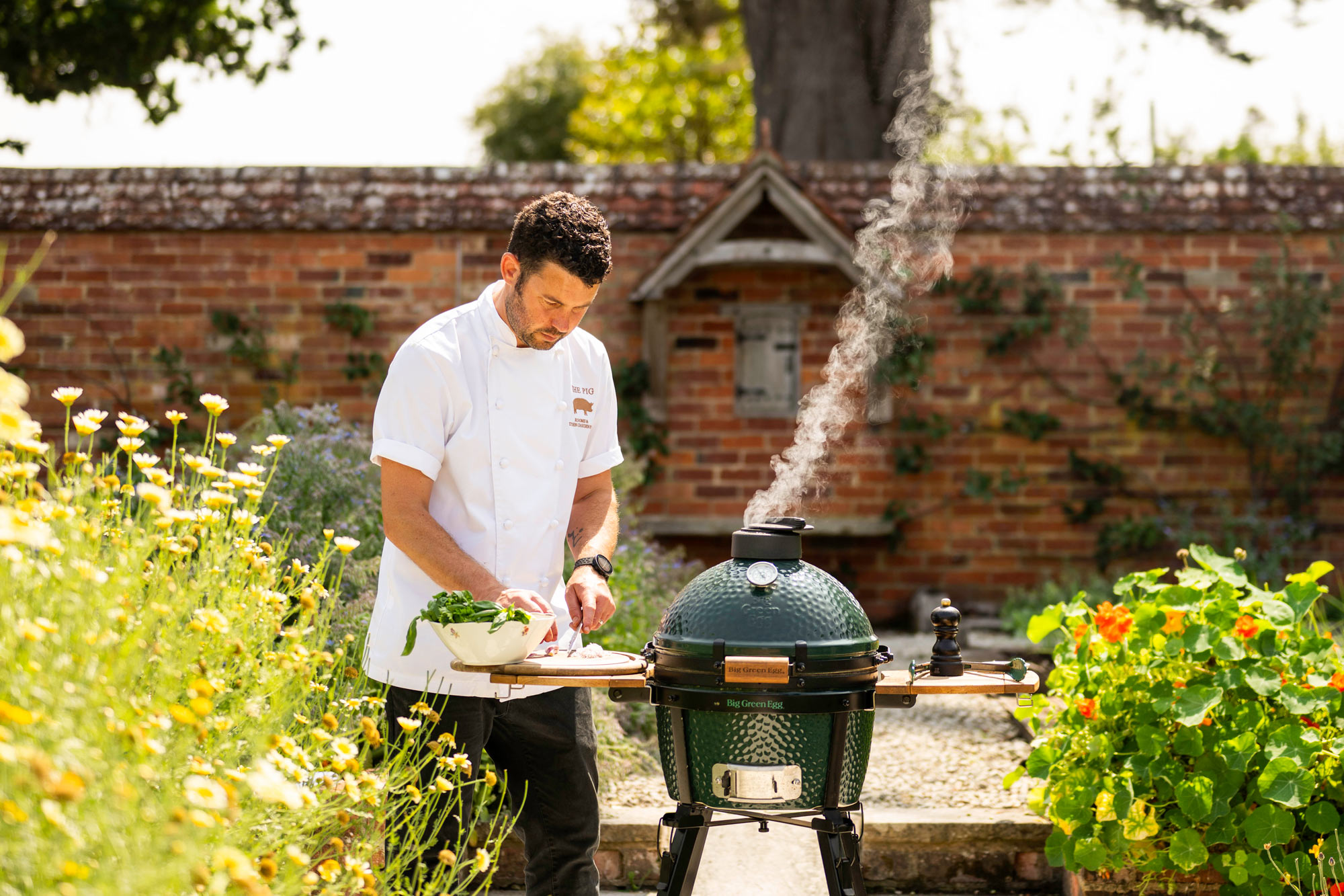The Pig & Big Green Egg | Where the EGG is?