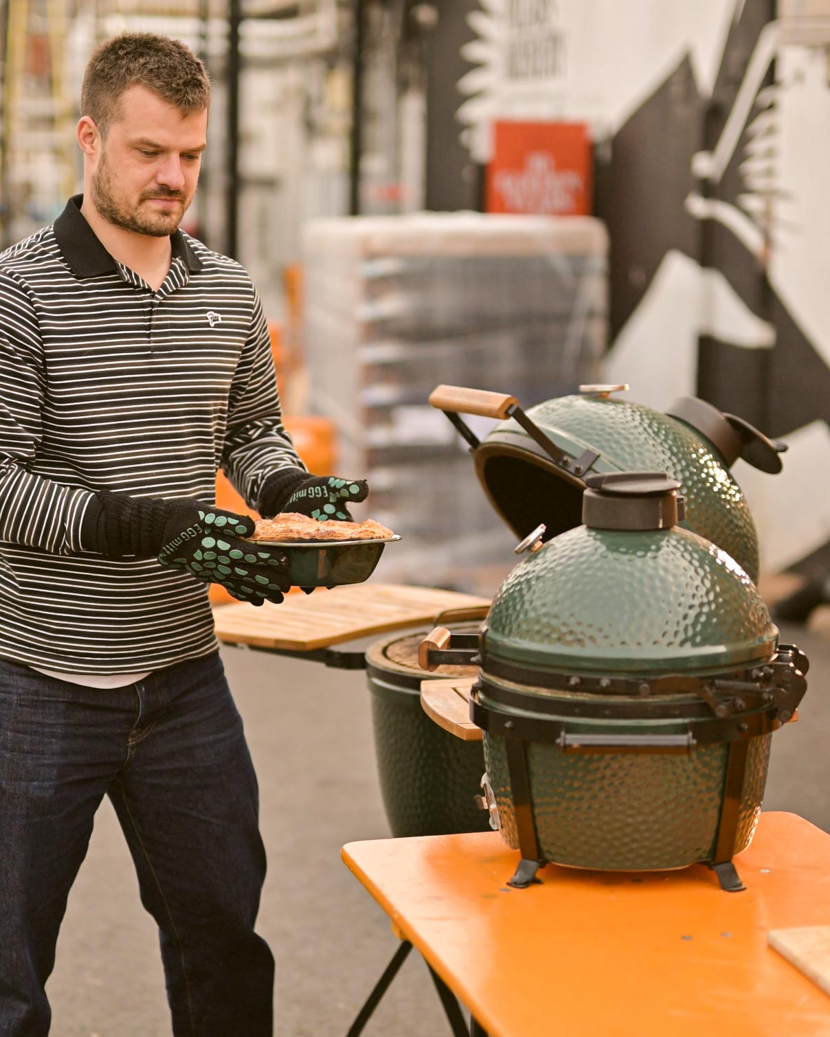 Falcon Enamelware X Big Green Egg Oven To Table Pie Dish X Willy's Pies