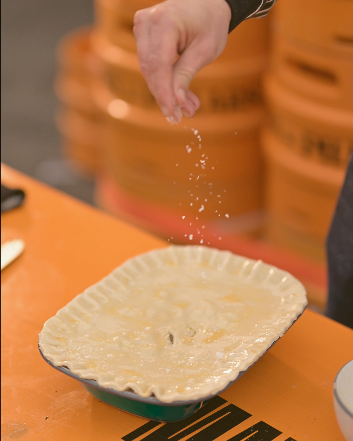 Falcon Enamelware X Big Green Egg Oven To Table Pie Dish X Willy's Pies