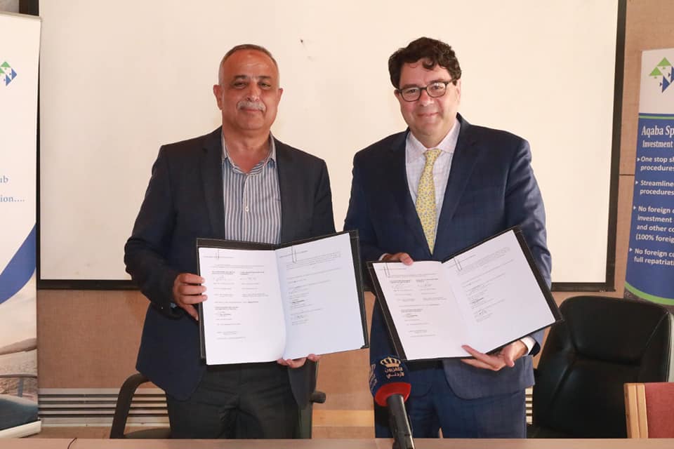 Vincent Pieribone, Vice Chairman of OceanX and Chairman of the Board of Commissioners of the Aqaba Special Economic Zone Authority, Eng. Naif Bakhet, stand together after signing a Memorandum of Understanding for the scientific exploration of Jordanian waters in the Red Sea Gulf. 