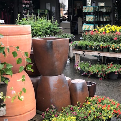Stacked pots