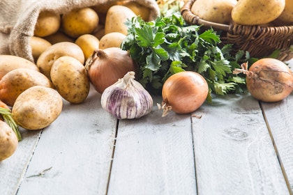 Parsley plus Edible bulbs and tubers - Potatoes, Garlic and Onions