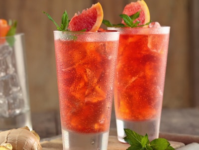 ginger grapefruit fizz mocktail with citrus