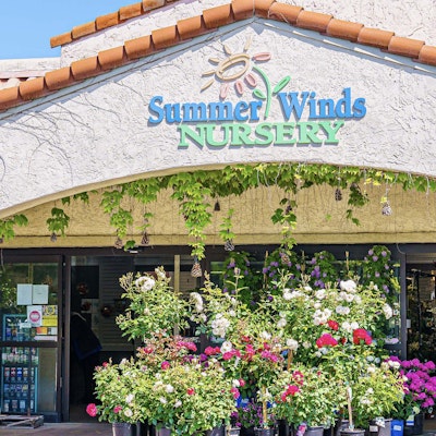 SummerWinds entryway arch