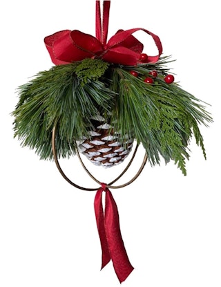 holiday inspired fernhill kissing ball