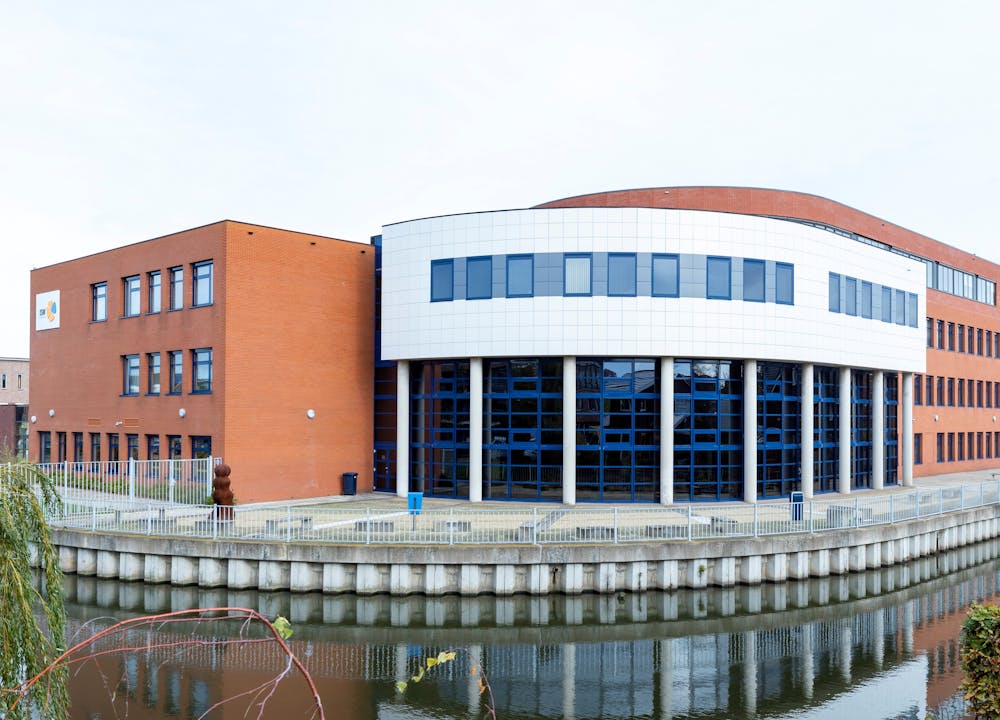 Gasthuislaan zicht op aula