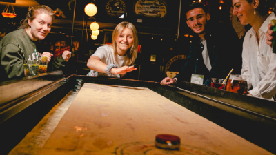 shuffleboard chez Koezio / Lucky Folks