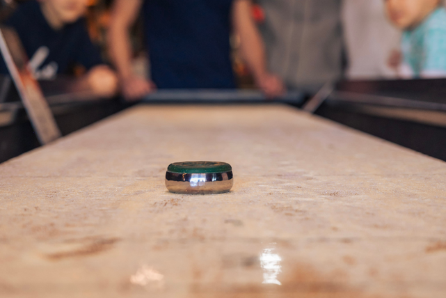 Shuffleboard Koezio - Palet au centre du terrain