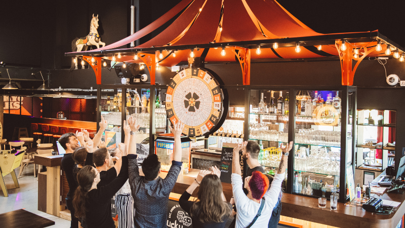 Lucky Folks - Brasserie à jouer de Koezio Sénart