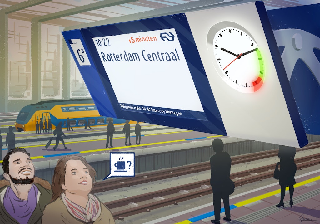 Twee passagiers op een treinstation kijken naar het reizigersinformatie display waarop een slimme klok is te zien die helpt bij het bepalen van de instaptijd.