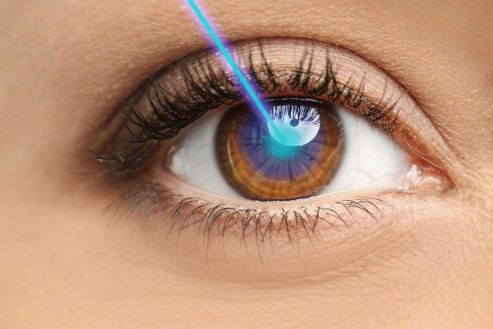 Beverly Hills Institute of Ophthalmology Blog | Know the Difference Between LASIK and PRK