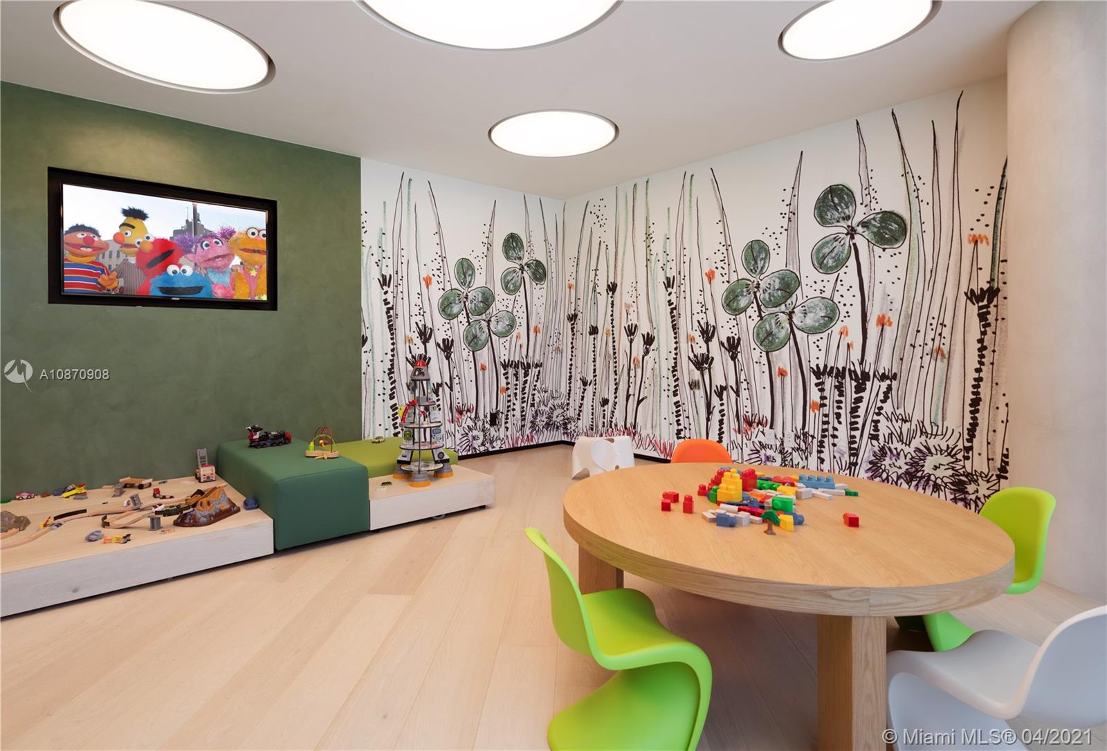 10203 Collins Ave | iKeys Realty